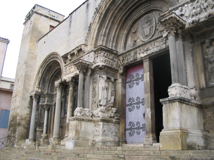 VIA TOLOSANA Etape Arles Saint Gilles